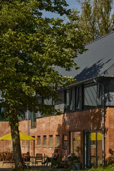 Steel-Clad Roof by the Shores of Mossø, Alkenvej 45, 8660 Skanderborg, Denmark